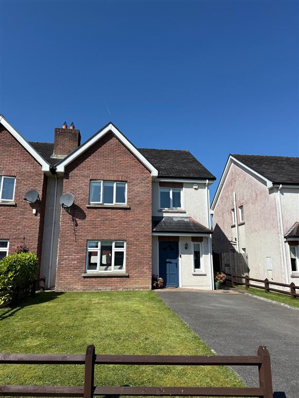 13 Shannon Gael Cortober, Carrick-on-Shannon, Roscommon