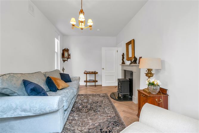 Mons Lodge, Leinster Walk, Kildare Town