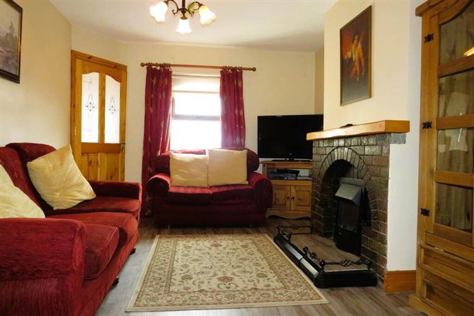 4 Holy Cross Place, Charleville, Cork