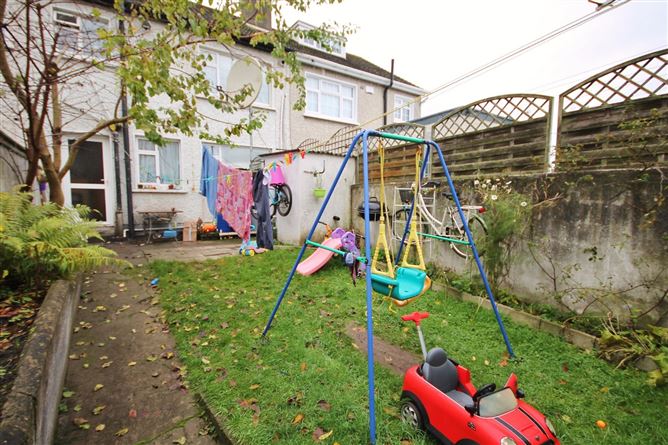 19 St Laurence Grove, Chapelizod, Dublin 20