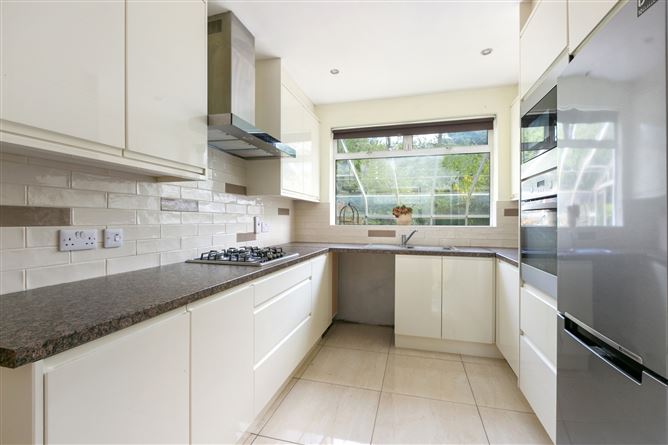 16 Belgrove Lawn, Chapelizod, Dublin 20