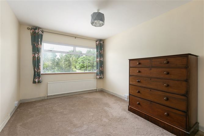 16 Belgrove Lawn, Chapelizod, Dublin 20