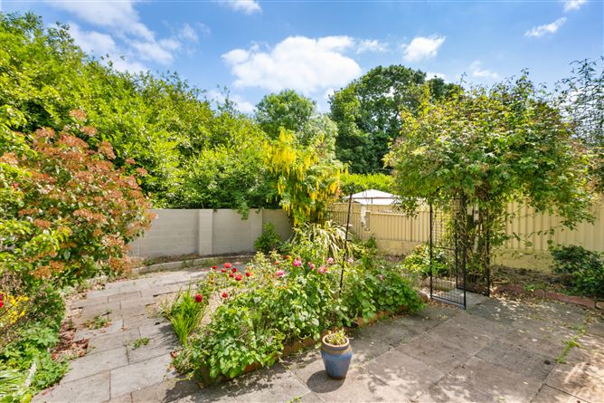 16 Belgrove Lawn, Chapelizod, Dublin 20