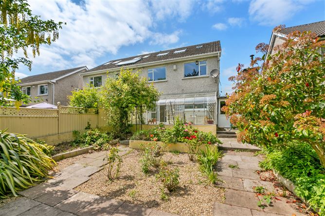 16 Belgrove Lawn, Chapelizod, Dublin 20