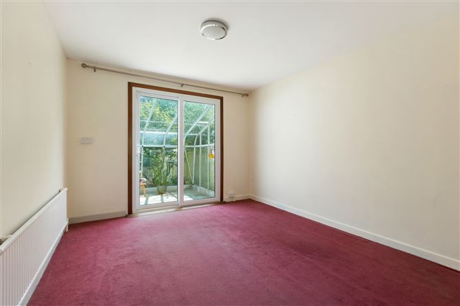 16 Belgrove Lawn, Chapelizod, Dublin 20