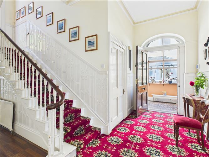 2 Rocklands, Pond Road, Tramore, Waterford