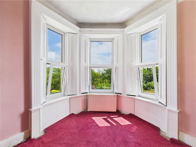 2 Rocklands, Pond Road, Tramore, Waterford