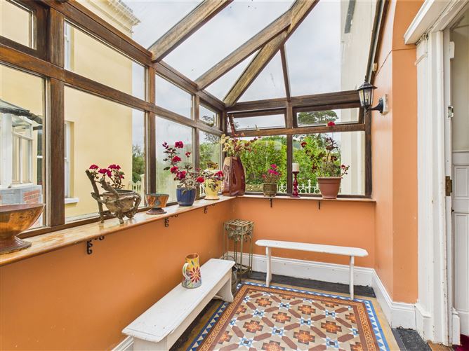 2 Rocklands, Pond Road, Tramore, Waterford