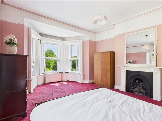 2 Rocklands, Pond Road, Tramore, Waterford