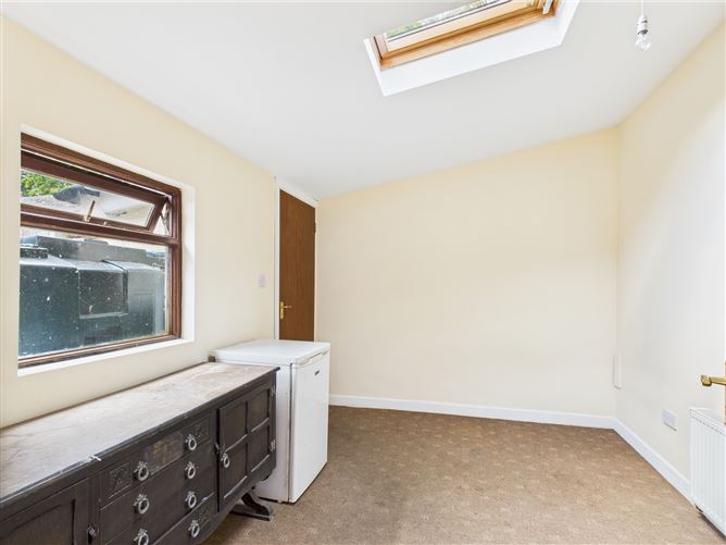 2 Rocklands, Pond Road, Tramore, Waterford