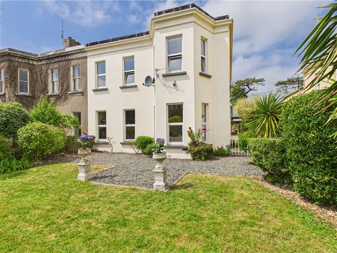 2 Rocklands, Pond Road, Tramore, Waterford