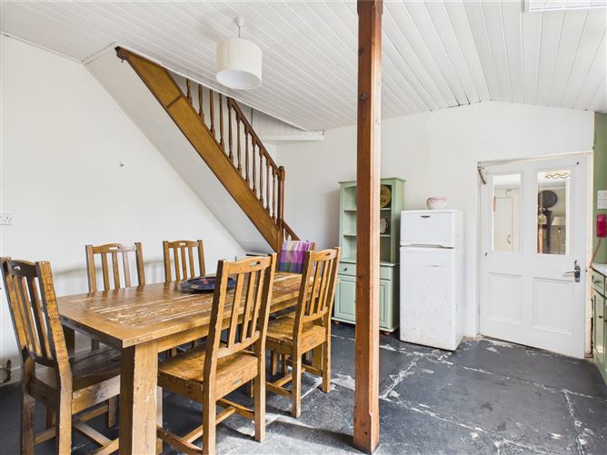 2 Rocklands, Pond Road, Tramore, Waterford