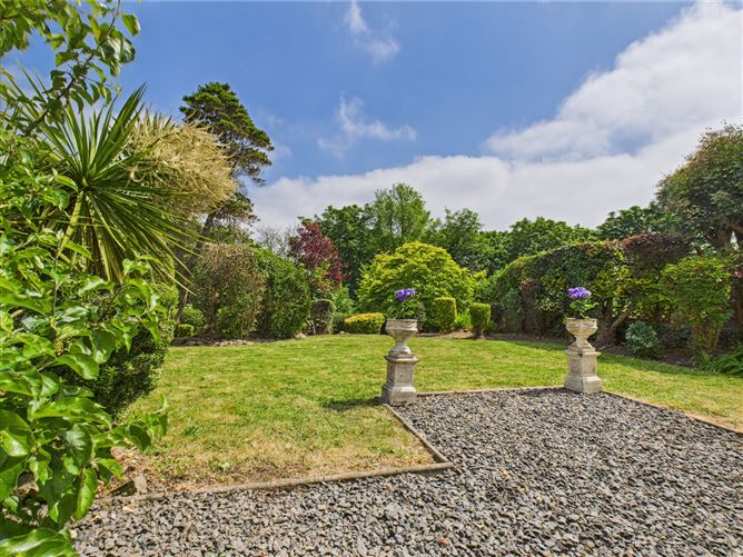 2 Rocklands, Pond Road, Tramore, Waterford