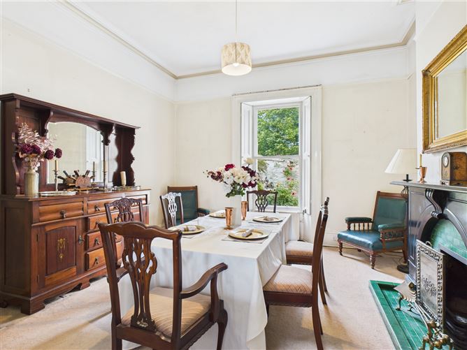2 Rocklands, Pond Road, Tramore, Waterford