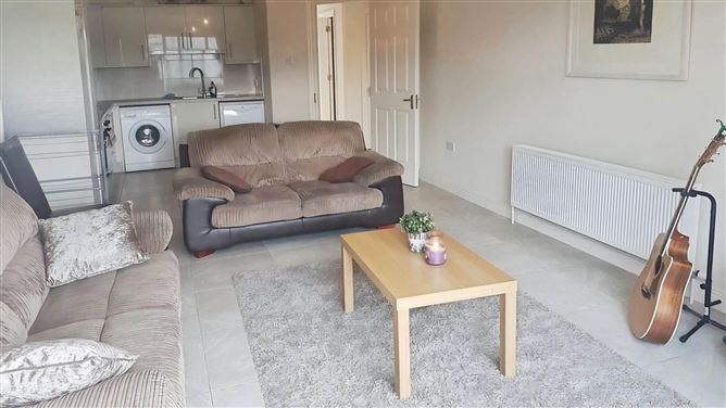 48 Cathedral Court, Ennis, County Clare