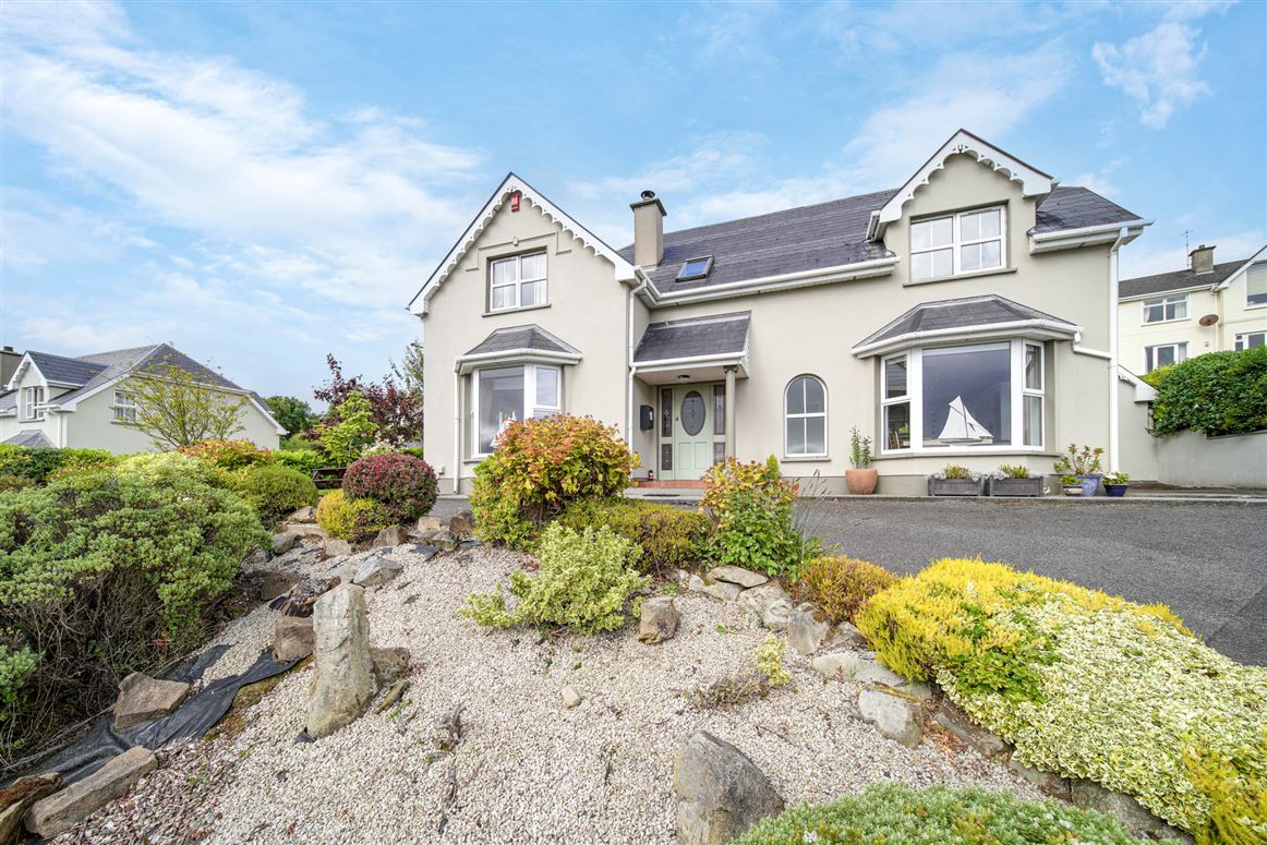 18 The Glebe, Letterkenny, Co. Donegal