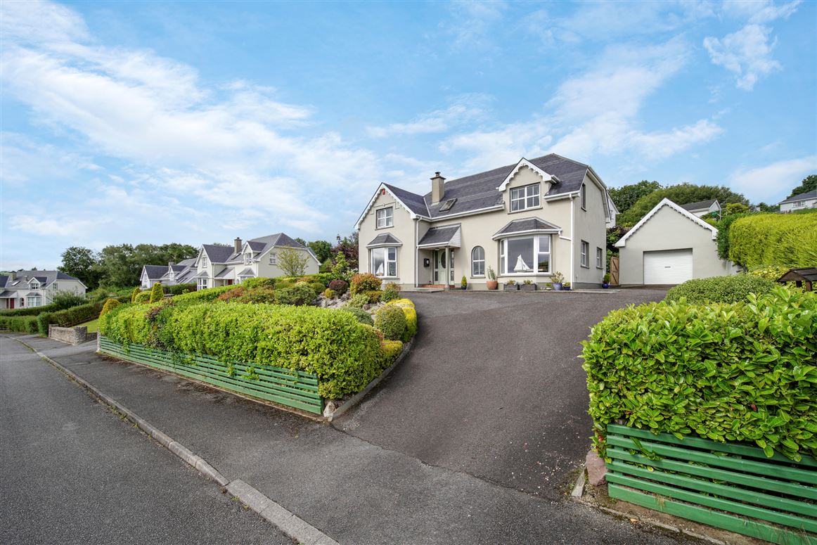 18 The Glebe, Letterkenny, Co. Donegal