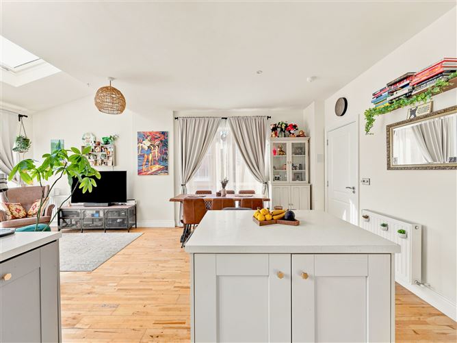 Photo 15 of 72 — 13 Dodderbrook Drive, Ballycullen, Dublin 24