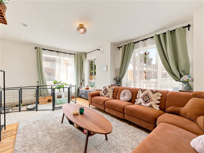 Photo 33 of 72 — 13 Dodderbrook Drive, Ballycullen, Dublin 24