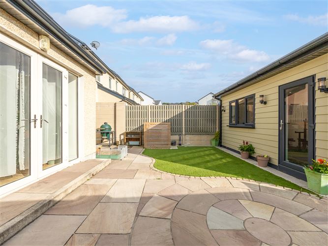 Photo 52 of 72 — 13 Dodderbrook Drive, Ballycullen, Dublin 24
