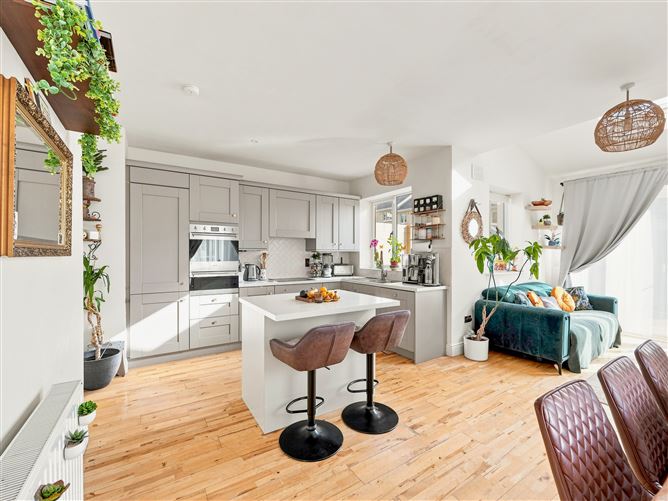 Photo 13 of 72 — 13 Dodderbrook Drive, Ballycullen, Dublin 24