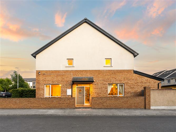 Photo 3 of 72 — 13 Dodderbrook Drive, Ballycullen, Dublin 24