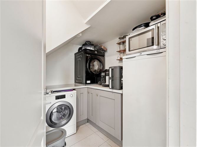 Photo 28 of 72 — 13 Dodderbrook Drive, Ballycullen, Dublin 24