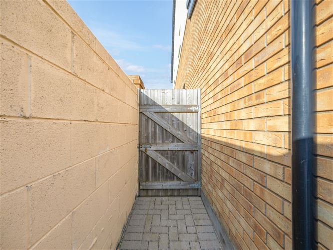 Photo 60 of 72 — 13 Dodderbrook Drive, Ballycullen, Dublin 24