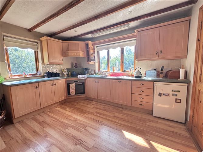 1 Ballinlough, Newport Road, Westport, Co. Mayo
