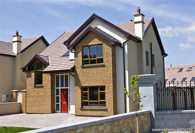 Monksfield, Abbeyside, Dungarvan, Co. Waterford