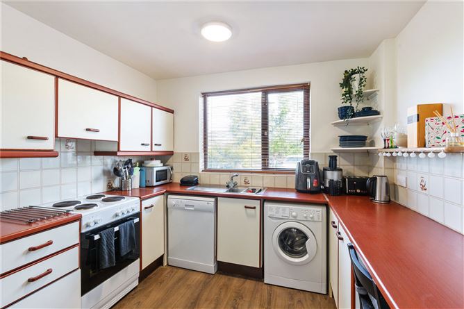 2 Buckley Court, Elton Park, Sandycove, Co. Dublin