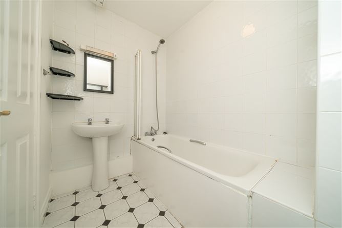 28 Manor Hall, Kilmainham, Dublin 8