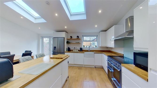 1 Ballyogan Vale, Carrickmines, Dublin 18