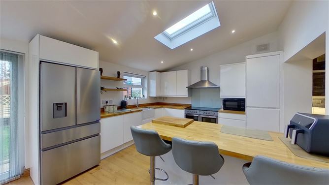 1 Ballyogan Vale, Carrickmines, Dublin 18