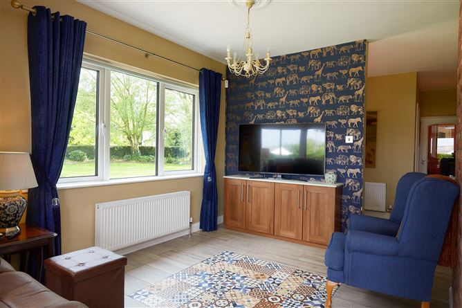 Pine Grove, Oldtown, Bohermeen, Navan, Meath