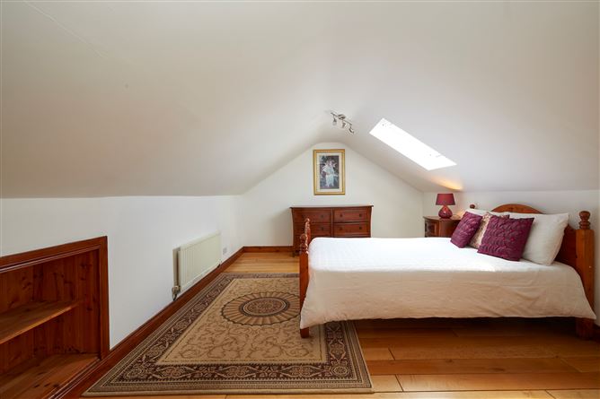 Pine Grove, Oldtown, Bohermeen, Navan, Meath