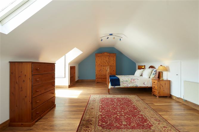 Pine Grove, Oldtown, Bohermeen, Navan, Meath