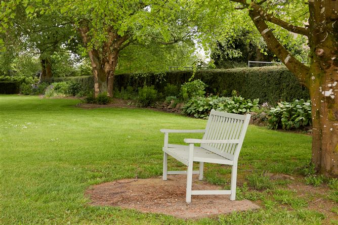 Pine Grove, Oldtown, Bohermeen, Navan, Meath