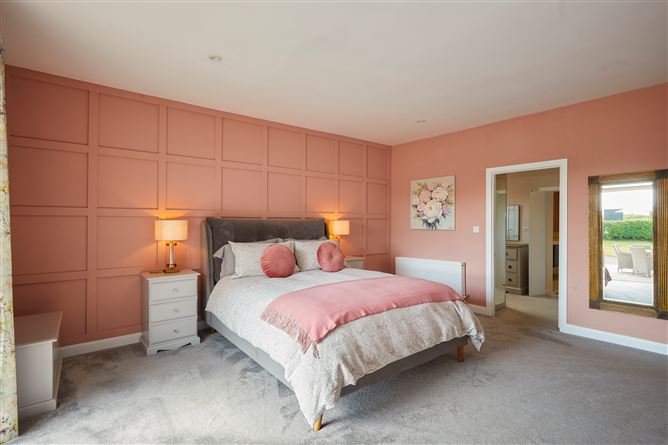 Pine Grove, Oldtown, Bohermeen, Navan, Meath