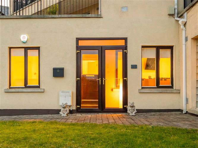 3 Riverside Drive , Kilcullen, Kildare