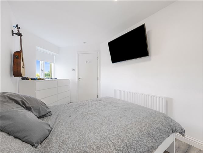 3 Riverside Drive , Kilcullen, Kildare