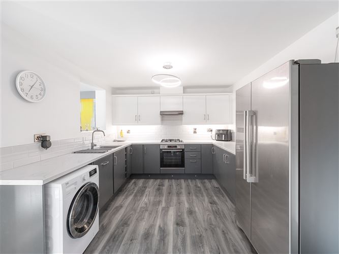3 Riverside Drive , Kilcullen, Kildare