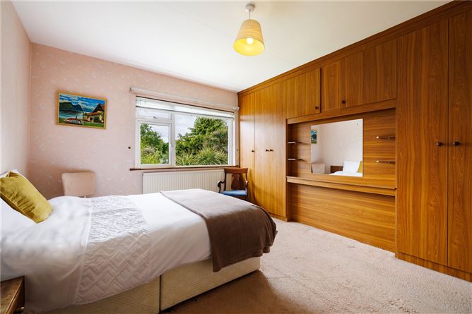 1 Drummartin Crescent, Goatstown, Dublin 14