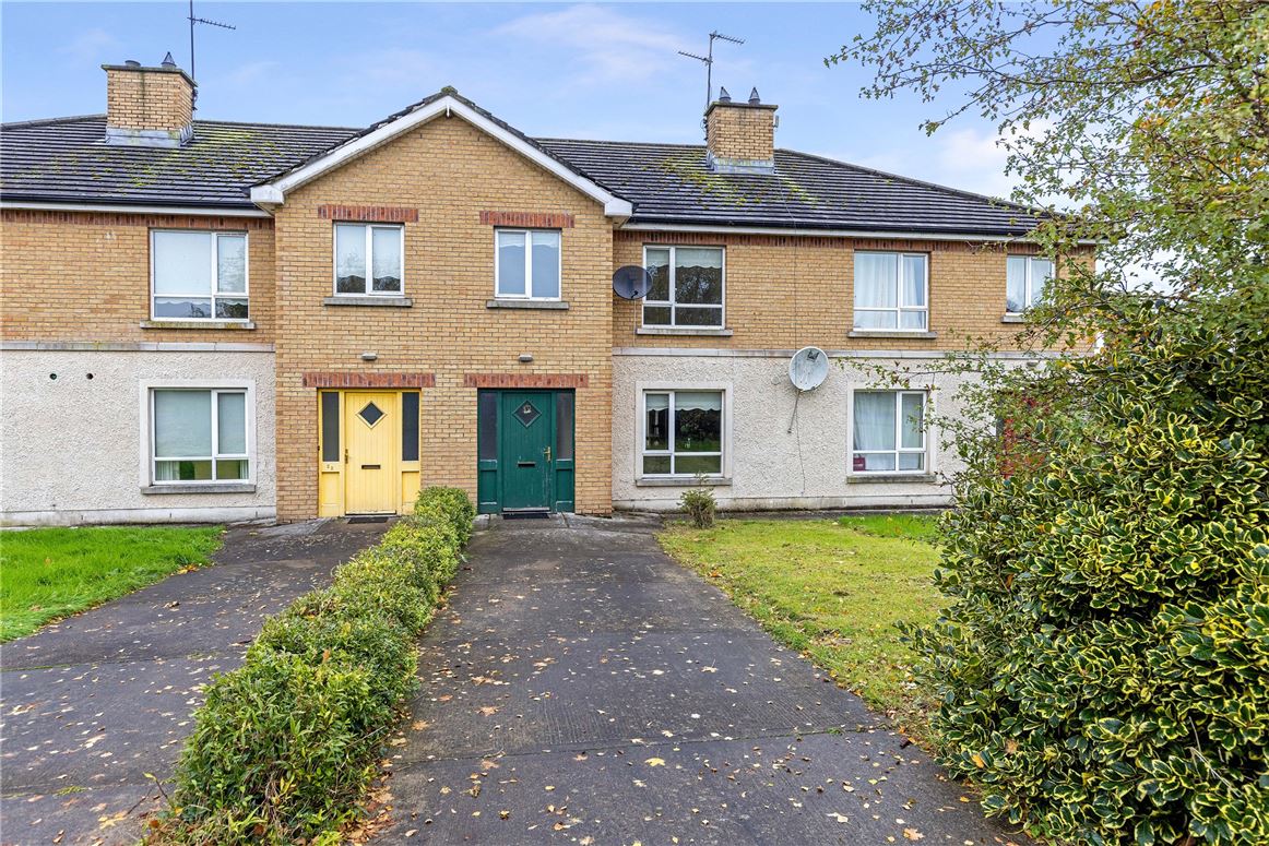 23 Castleforde, Ballyconnell, Cavan Sherry FitzGerald Declan Woods