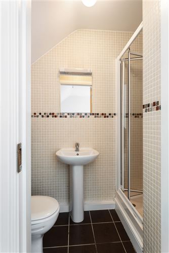 63 Grianan Fidh , Stepaside, Dublin 18