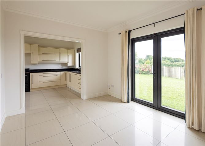 27 Lios an Ri, Clogharinka, Broadford, Co. Kildare