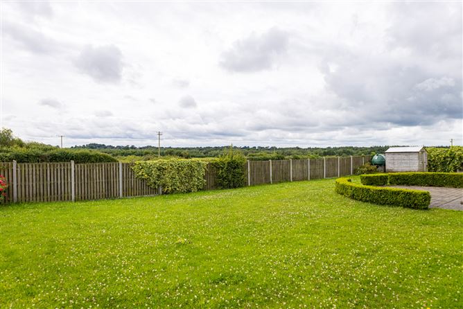 27 Lios an Ri, Clogharinka, Broadford, Co. Kildare