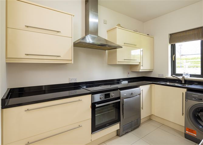 27 Lios an Ri, Clogharinka, Broadford, Co. Kildare