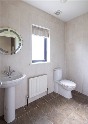 27 Lios an Ri, Clogharinka, Broadford, Co. Kildare