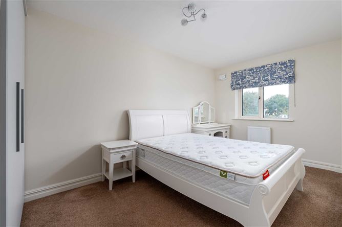 8 Limekiln Manor, Dublin 12, County Dublin